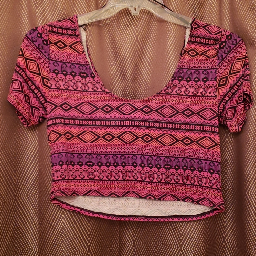 Crop Top - Picture 2 of 5